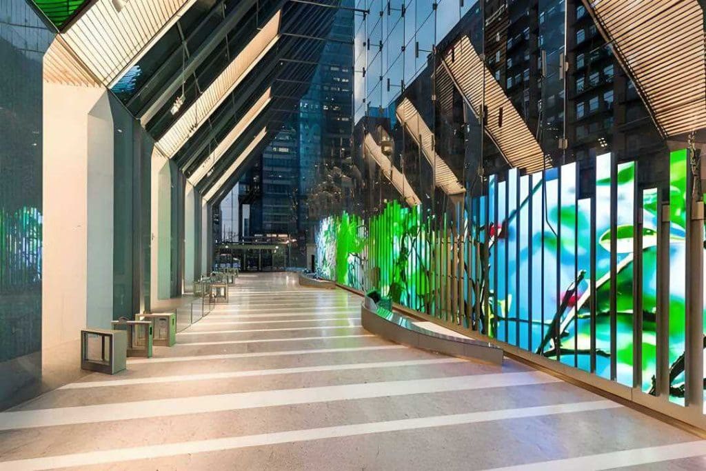 LED screens make exhibits more accessible