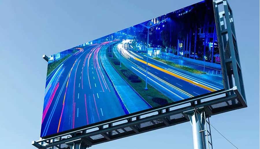 Why Choose Outdoor LED Advertising Screens?
