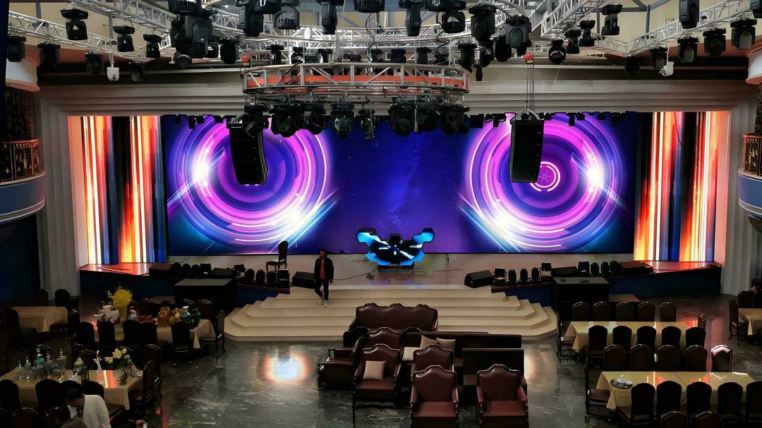 Advantages and Limitations of LED Screens