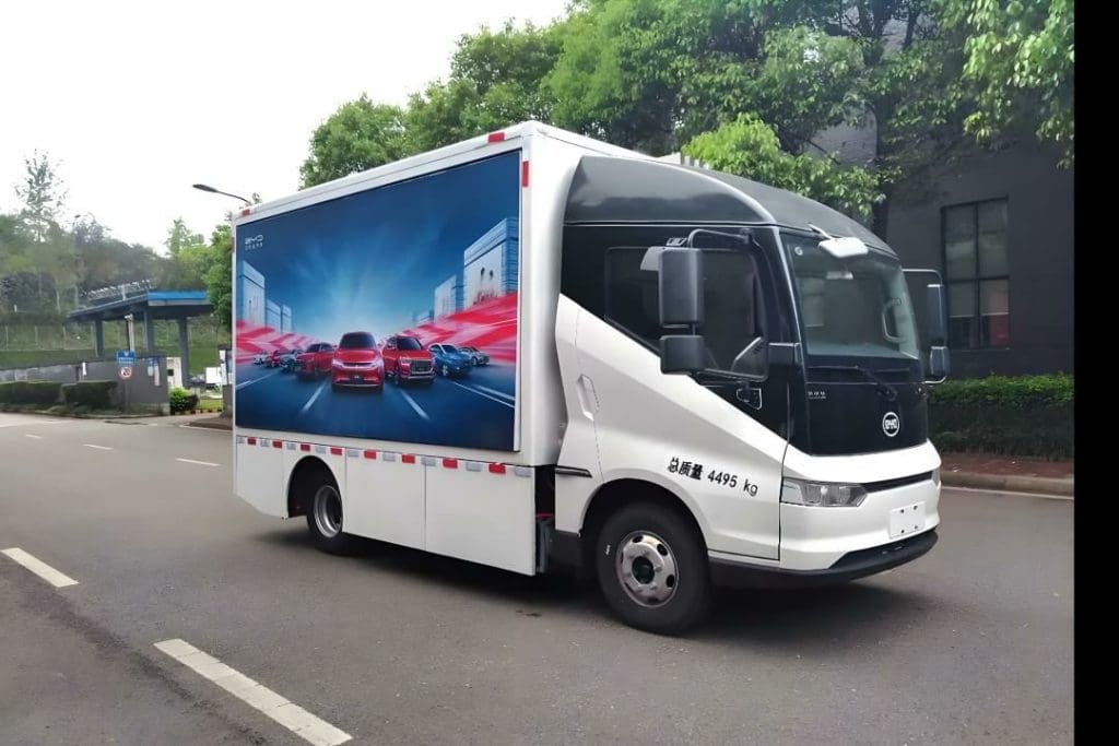 Benefits of Truck LED Displays
